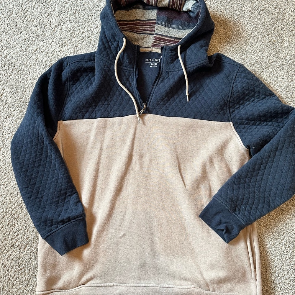 Buckle Departwest Tan and Blue Quilted Hoodie